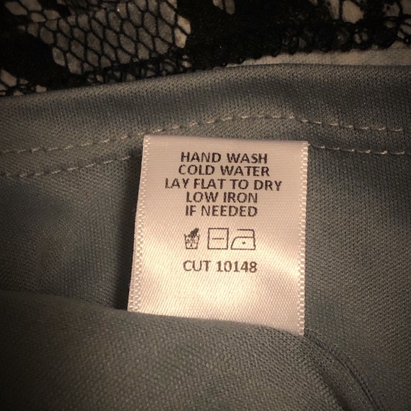 🎁✈️😊Gray & Black Snakeskin, Bodycon Mini Dress, by Ke•ned•ik - Picture 7 of 9